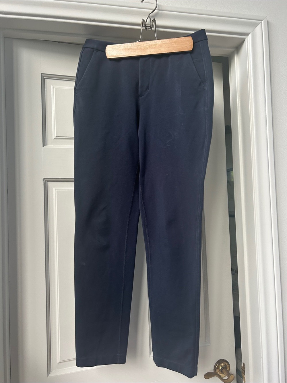 Women’s Lululemon Daly drill pants size 6 navy